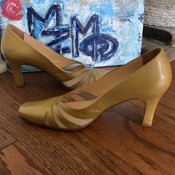 Linea Verde Sz 38 Italian Marigold Leather Snake Square Toe Heel Mesh Cut Outs - Picture 6 of 12